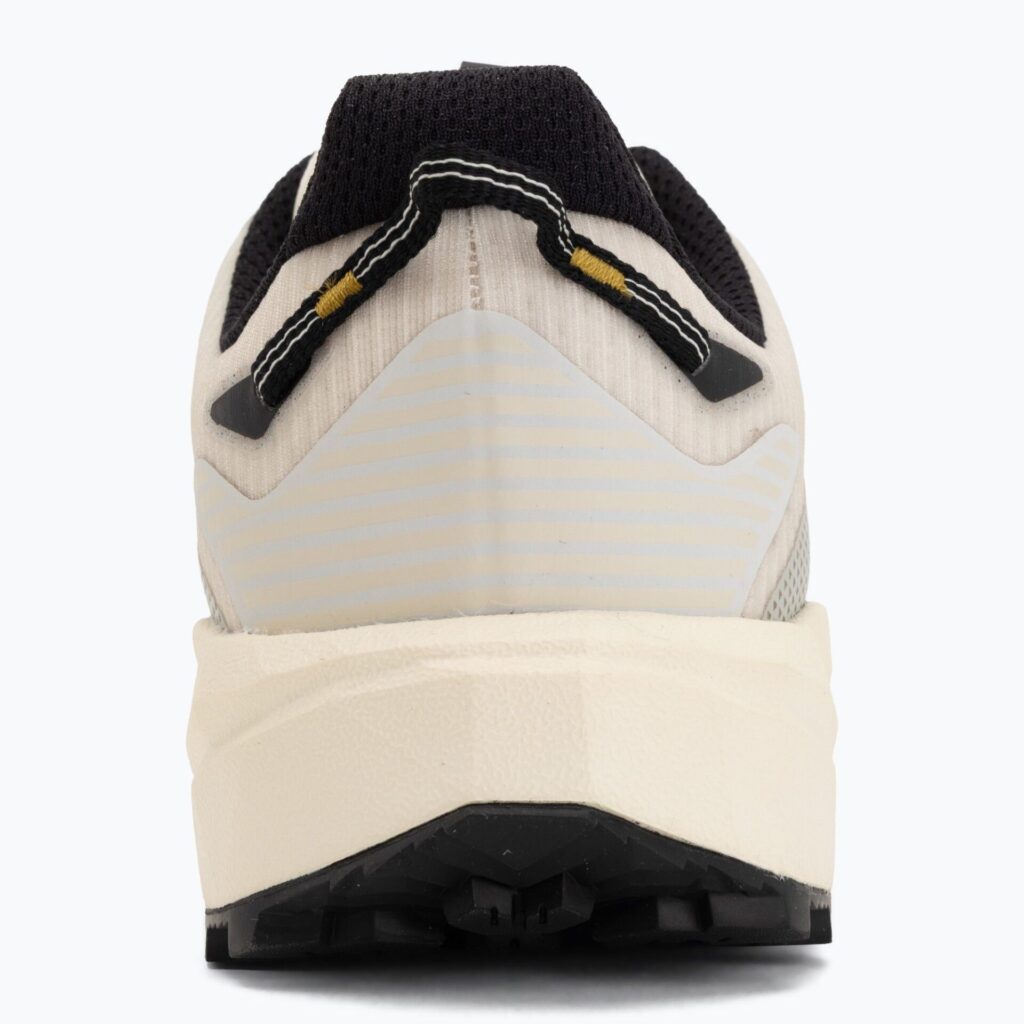 Кроссовки для бега New Balance Rebel Trail V1 angora/black
