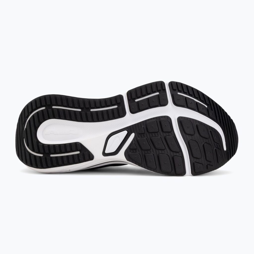 Кроссовки для бега Nike Winflo 12 black/dark smoke grey/white