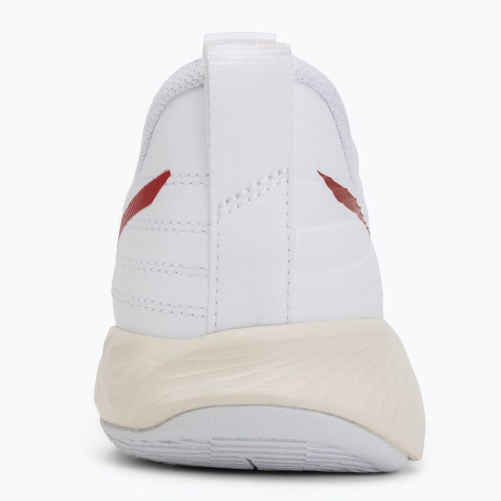 Женские волейбольные кроссовки Mizuno Wave Momentum Pro white/rose elegance/lava falls