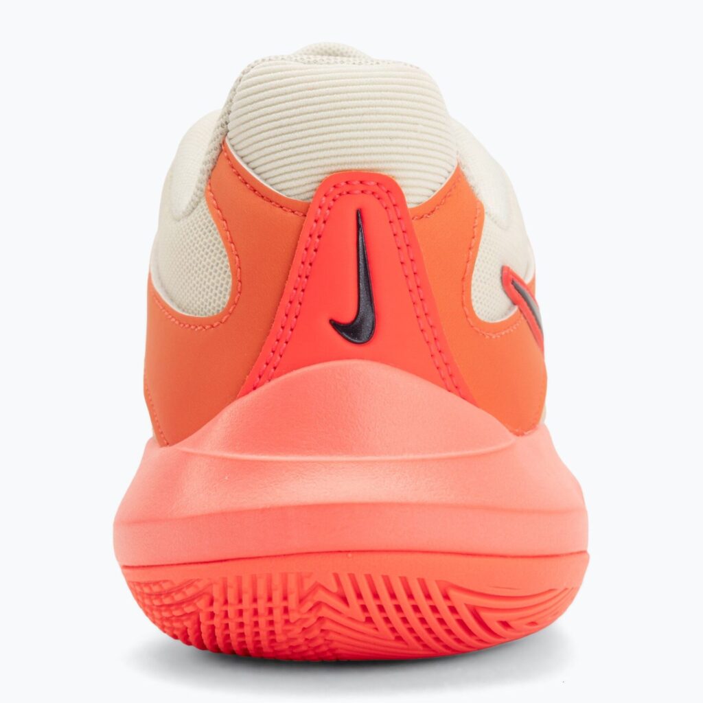 Волейбольные кроссовки Nike Hyperspeed Court 2 SE coconout milk/cave purple/hot lava