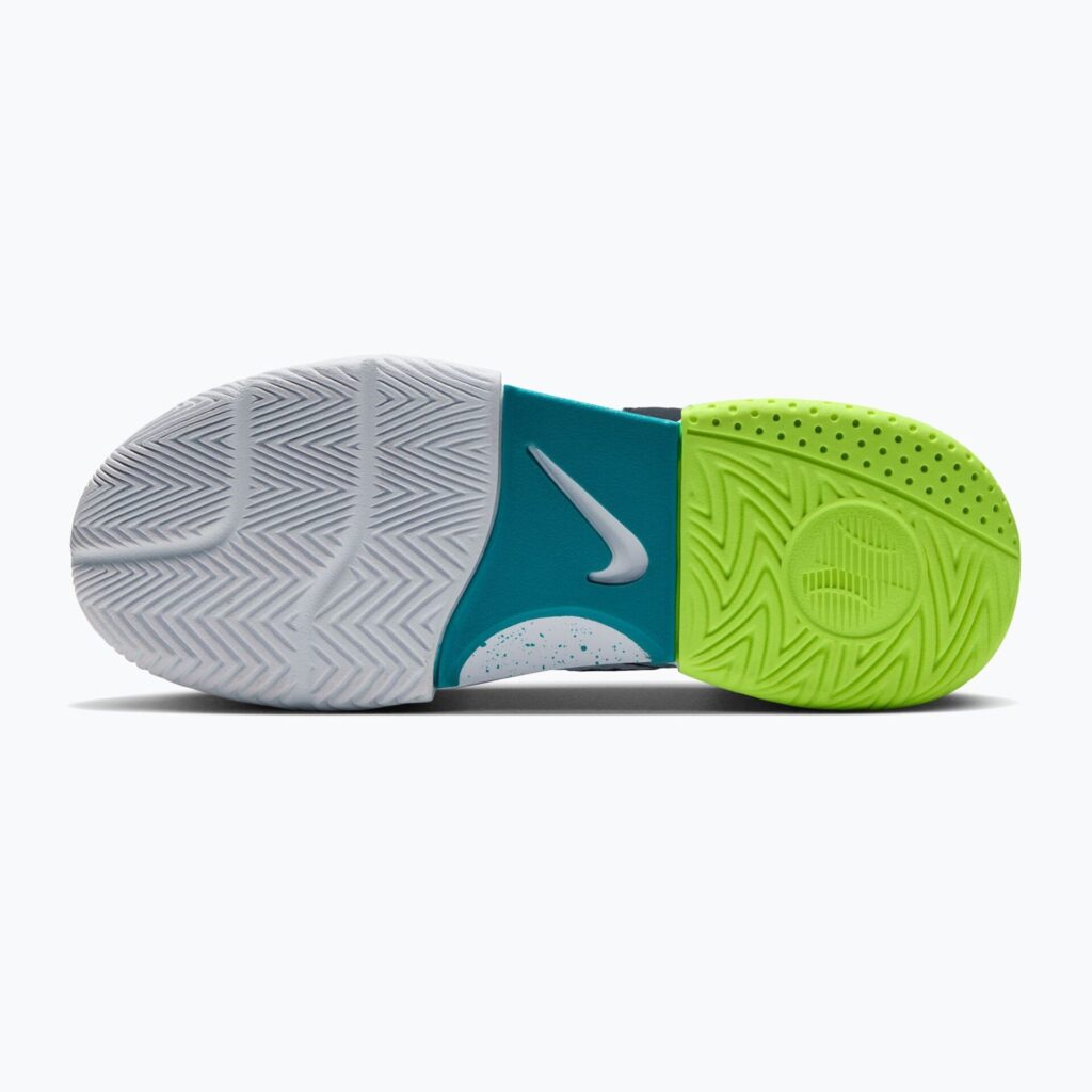 Женские теннисные кроссовки Nike Court Lite 4 white/volt/energy/black