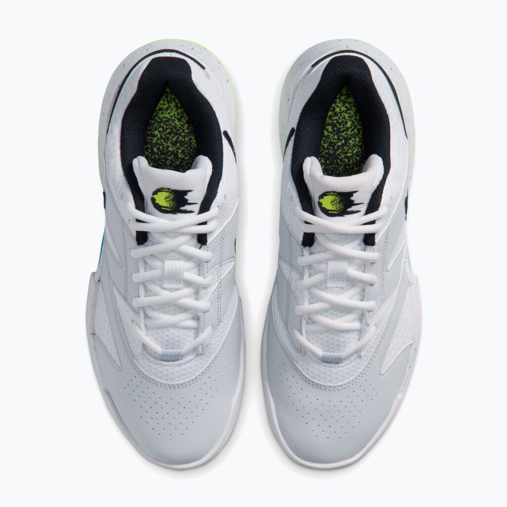 Женские теннисные кроссовки Nike Court Lite 4 white/volt/energy/black