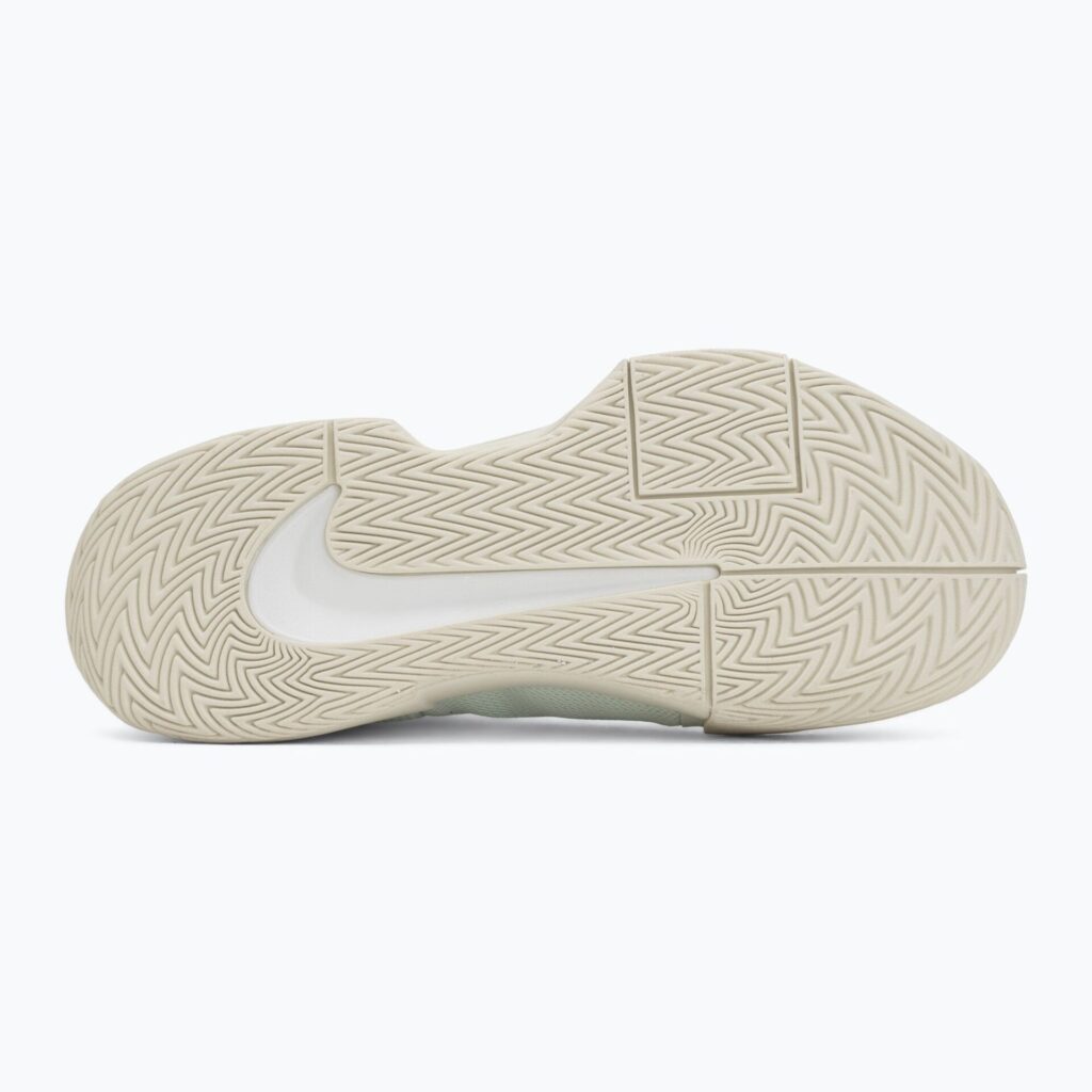 Женские теннисные кроссовки Nike GP Challenge Pro steam/barely green/sea glass/white