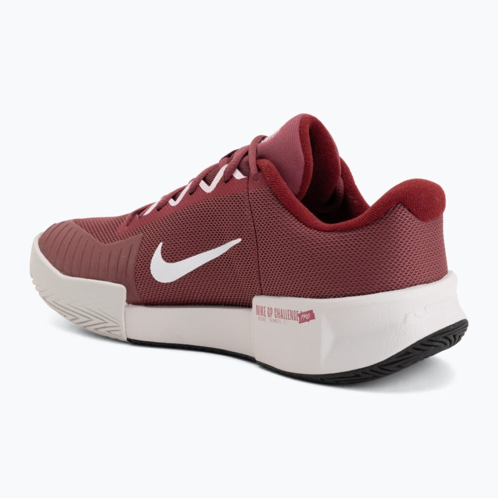 Женские теннисные кроссовки Nike GP Challenge Pro team red/vast grey/black/white