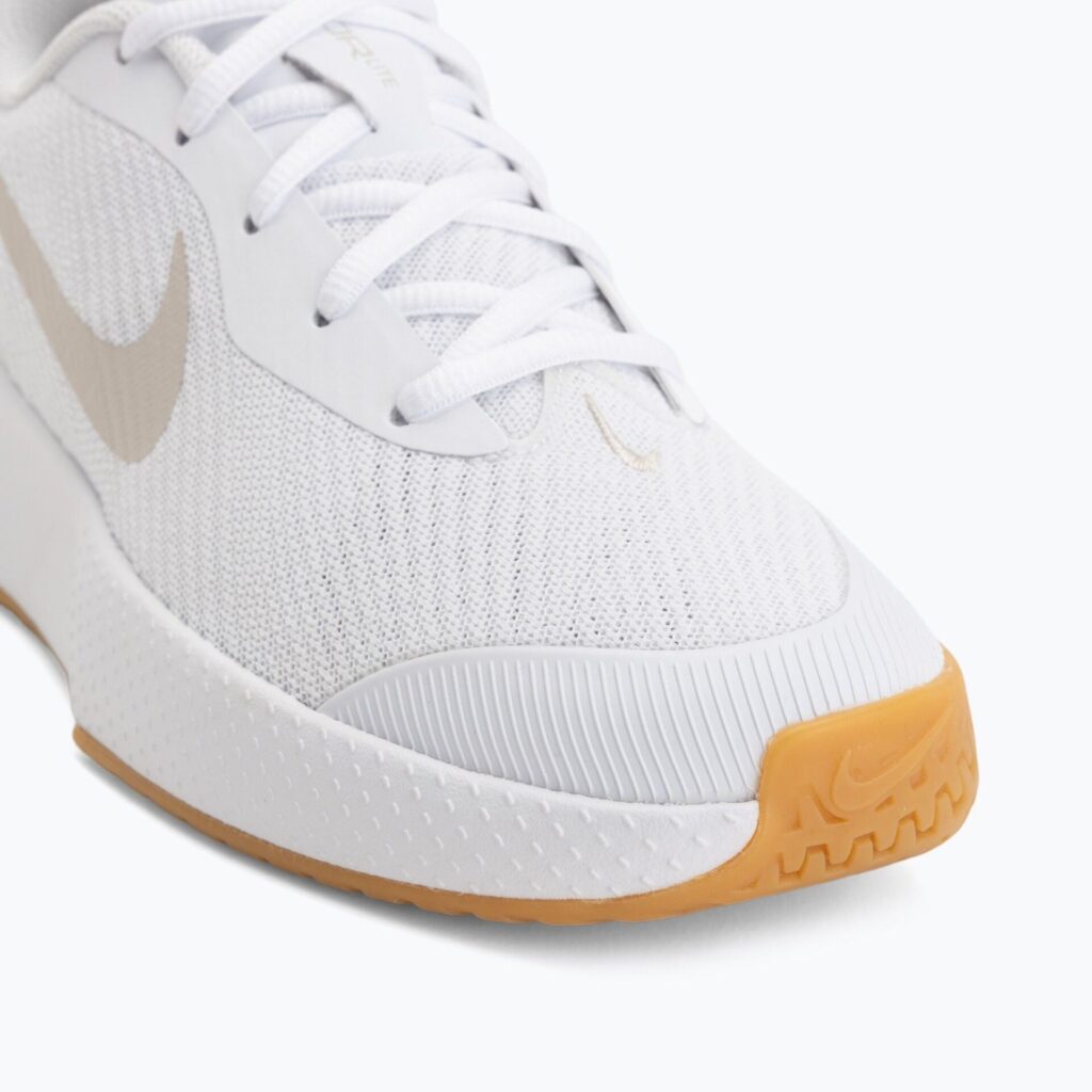 Женские теннисные кроссовки Nike Vapor Lite 3 White/Summit White/Light Orewood Brown