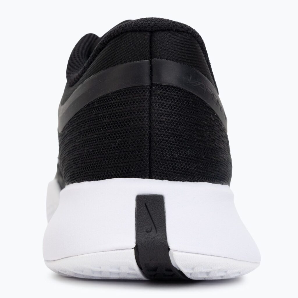 Женские теннисные кроссовки Nike Vapor Pro 3 black/white