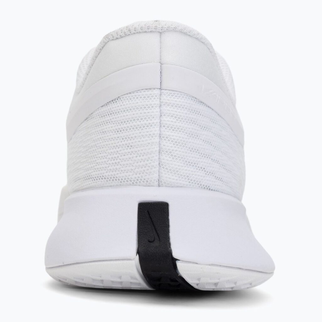 Женские теннисные кроссовки Nike Vapor Pro 3 white/black