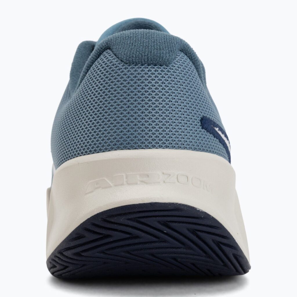 Теннисные кроссовки Nike GP Challenge Pro smokey blue/light bone/new slate/white
