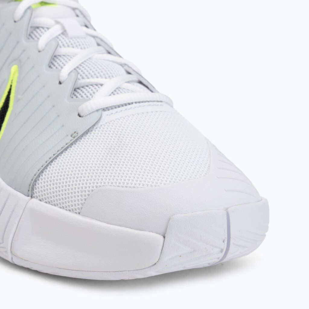 Теннисные кроссовки Nike GP Challenge Pro white/pure platinum/volt/black
