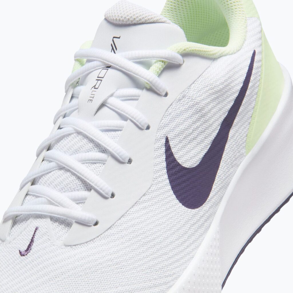 Теннисные кроссовки Nike Vapor Lite 3 white/volt tint/dark raisin