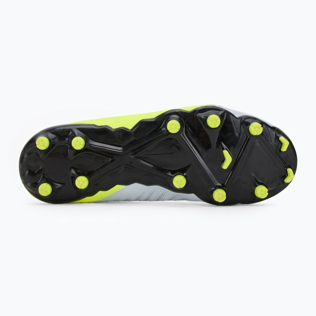 Детские футбольные бутсы Nike Phantom Luna 2 Academy FG/MG metallic silver/volt/black