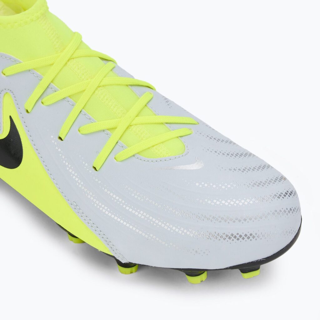 Детские футбольные бутсы Nike Phantom Luna 2 Academy FG/MG metallic silver/volt/black