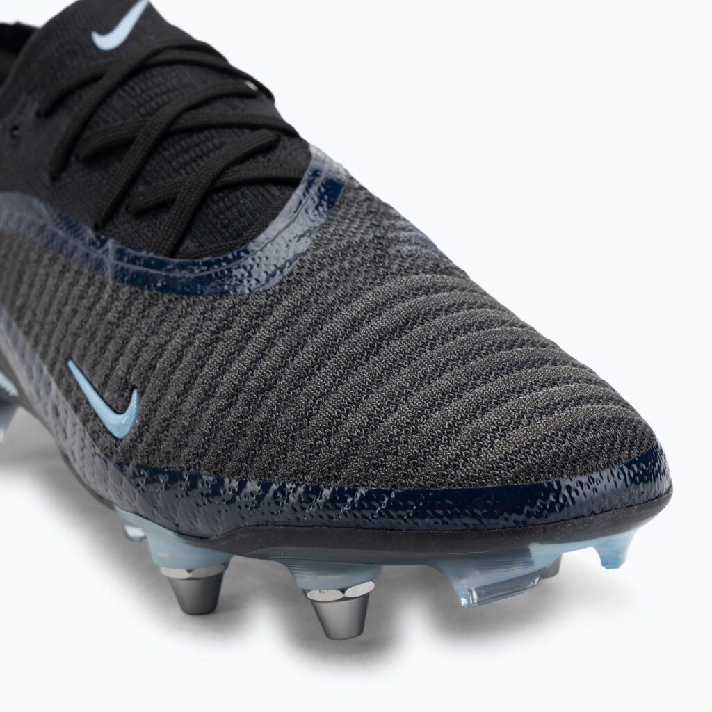 Футбольные бутсы Nike Phantom 6 Low Elite SG-Pro black/black