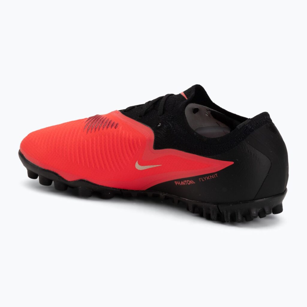 Футбольные бутсы Nike Phantom 6 Low Pro bright crimson/black/blur