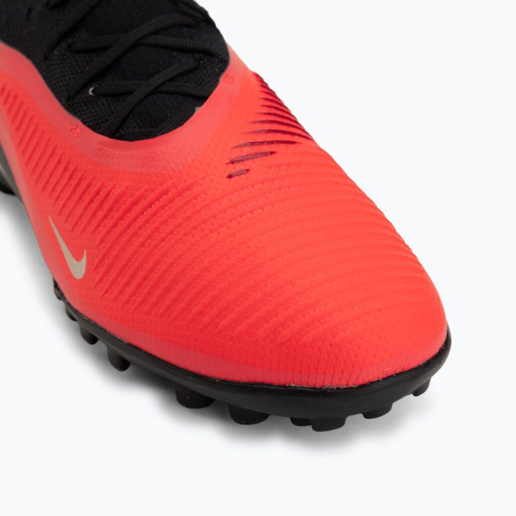 Футбольные бутсы Nike Phantom 6 Low Pro bright crimson/black/blur