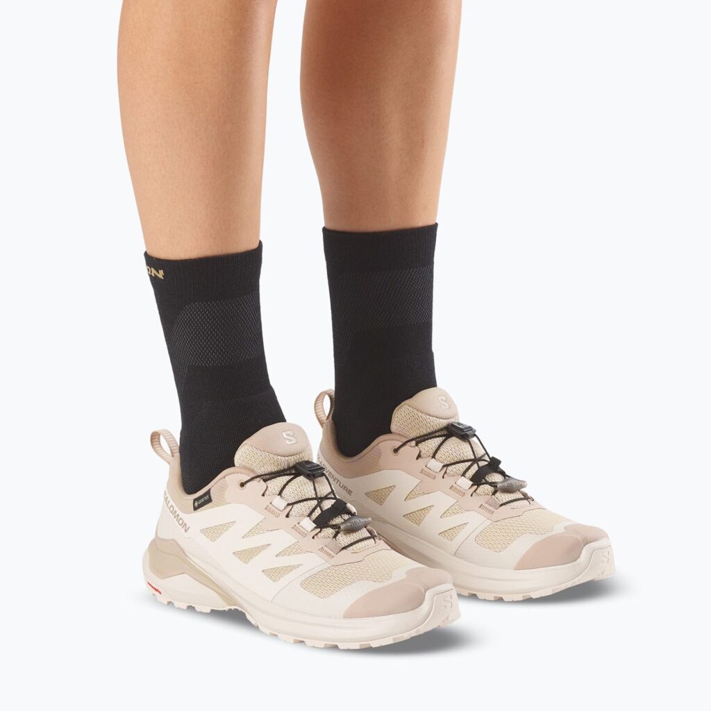 Женские треккинговые кроссовки Salomon X-Adventure GTX Safari/Almond Milk/Desert