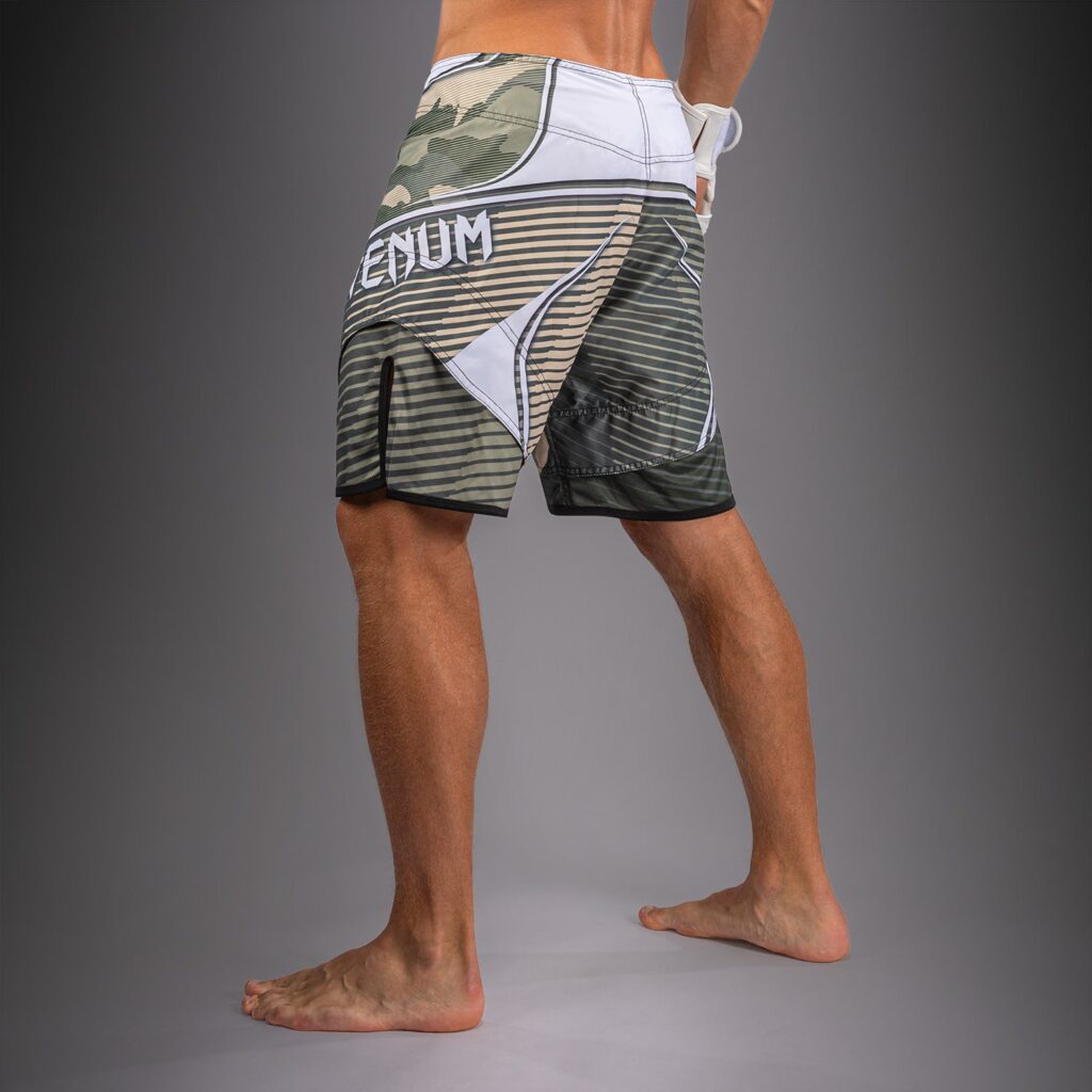 Шорты Venum Camo Hero Fight - Khaki/ Off-White