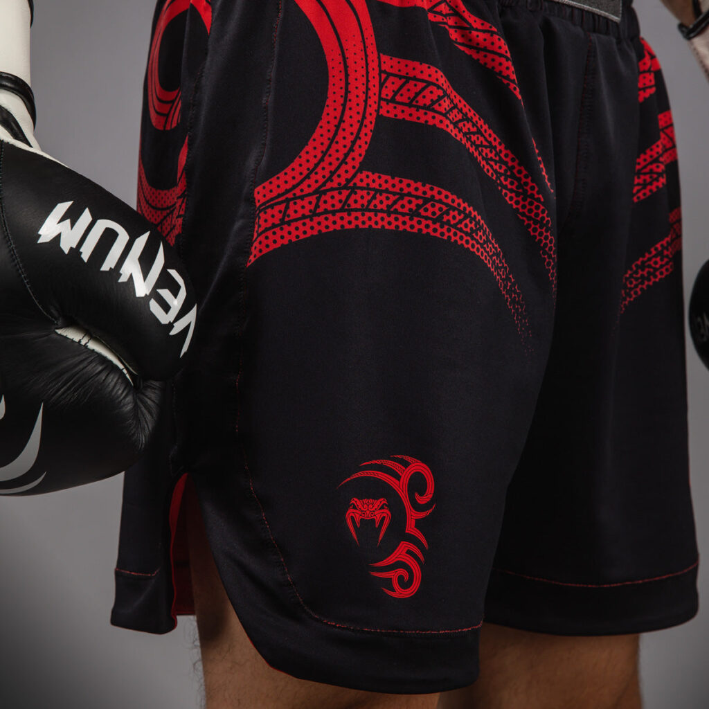 Шорты Venum x Mike Tyson Tiger Boxing - Deep Black/Intense Red