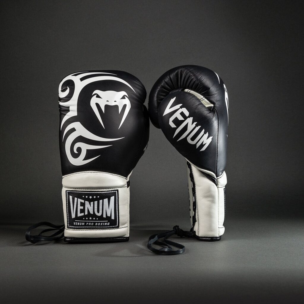 Перчатки Venum Giant 2.0 Mike Tyson Pro Boxing s with Laces - Deep Black/Optical White