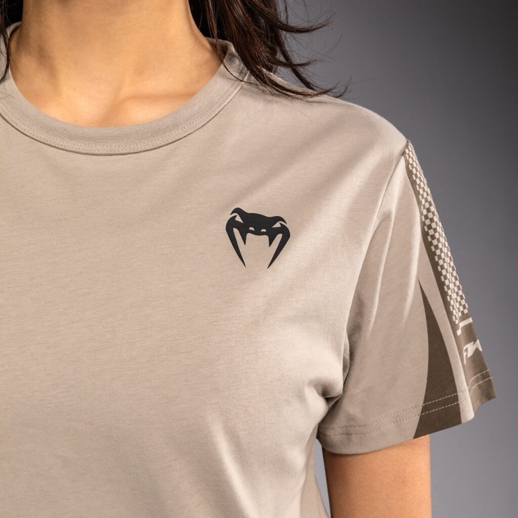 Шорты Venum UFC Unity by Venum Authentic Fight Week Women's Sleeve T-Shirt - Sand
