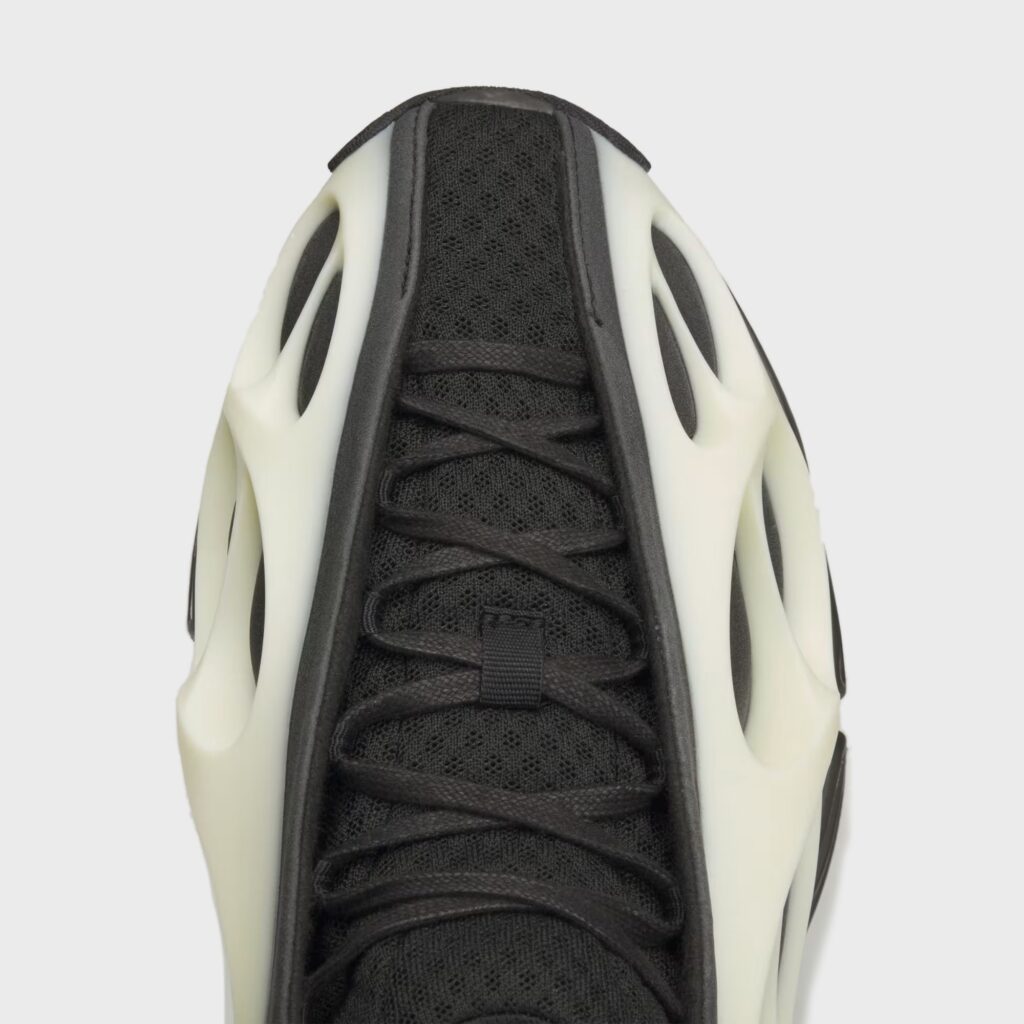 Кроссовки adidas x Willy Chavarria Megaride Bones - Core Black / Core Black / Cream White