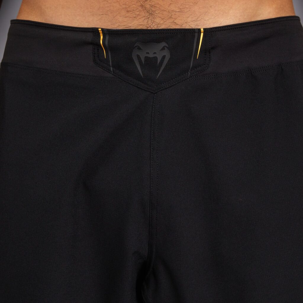 Шорты Venum G-Core Fight - Black/Gold