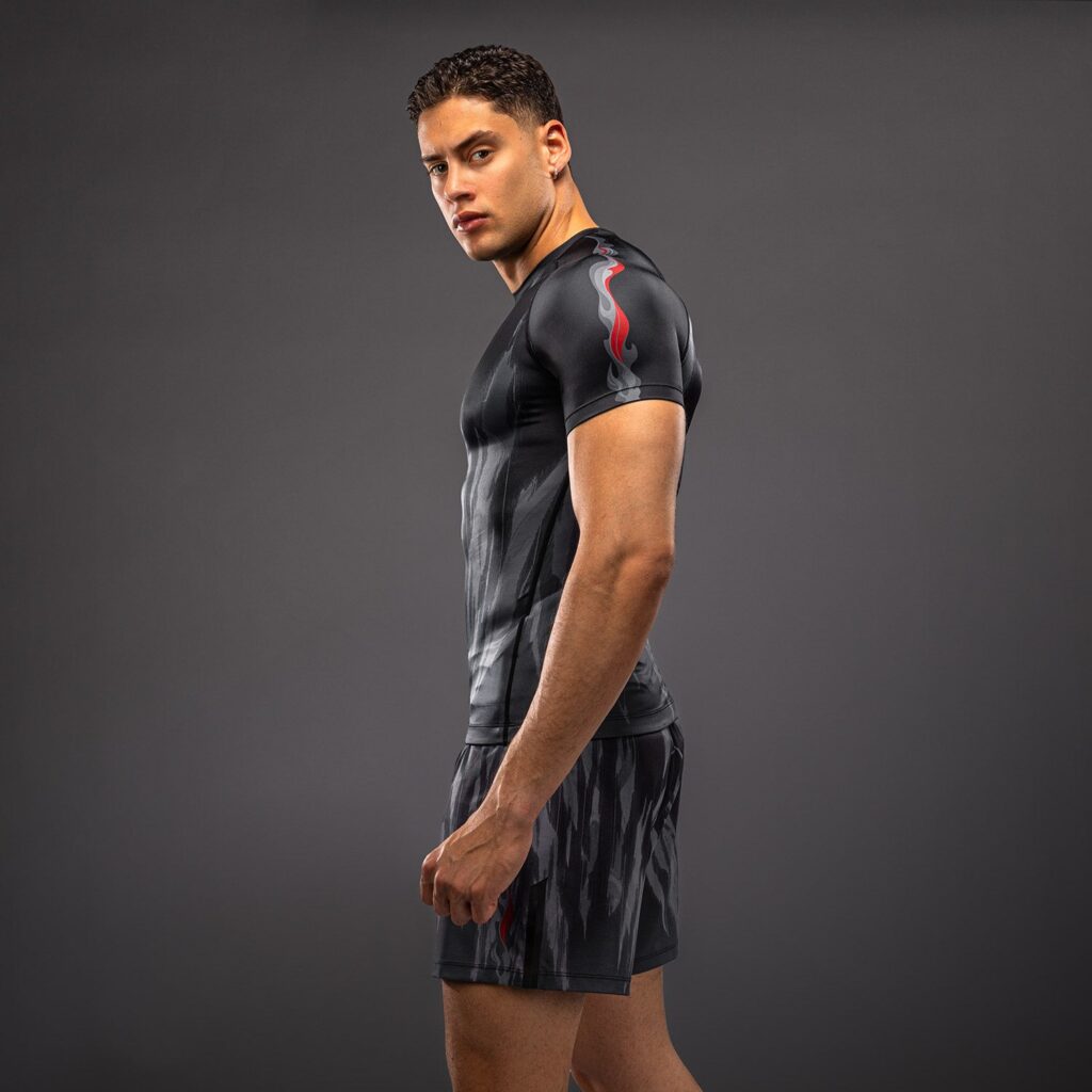 Рашгард Venum Demon Short Sleeve - Black/Grey
