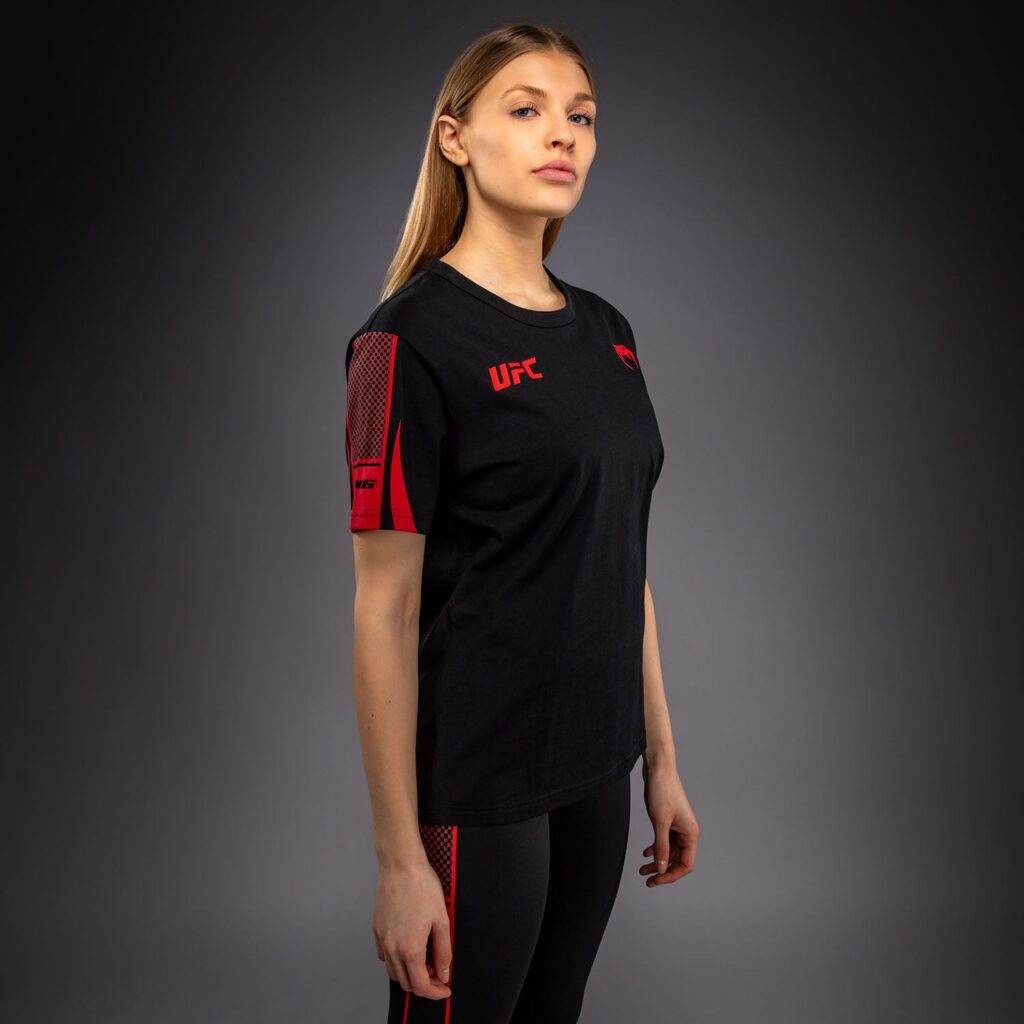 Шорты Venum UFC Unity by Venum Authentic Fight Week Women's Sleeve T-Shirt - Black