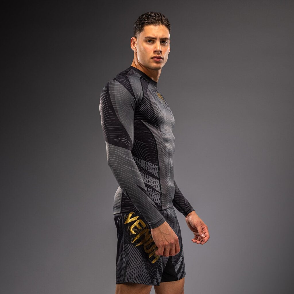 Рашгард Venum Galactic 3.0 Long Sleeve - Black/Gold