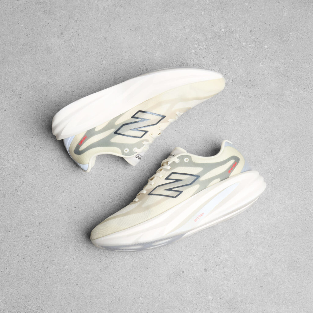 Кроссовки New Balance Supercomp Rebel