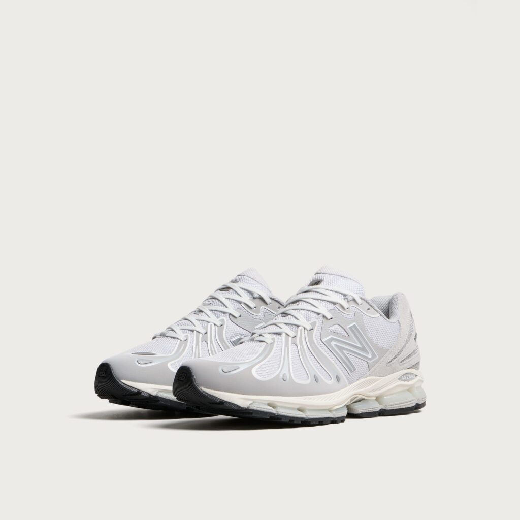 Кроссовки New Balance 1890