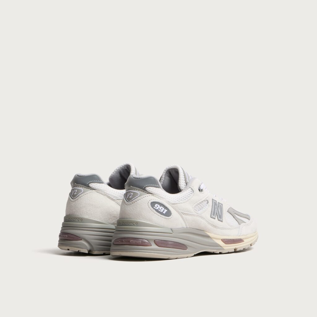 Кроссовки New Balance 991v2