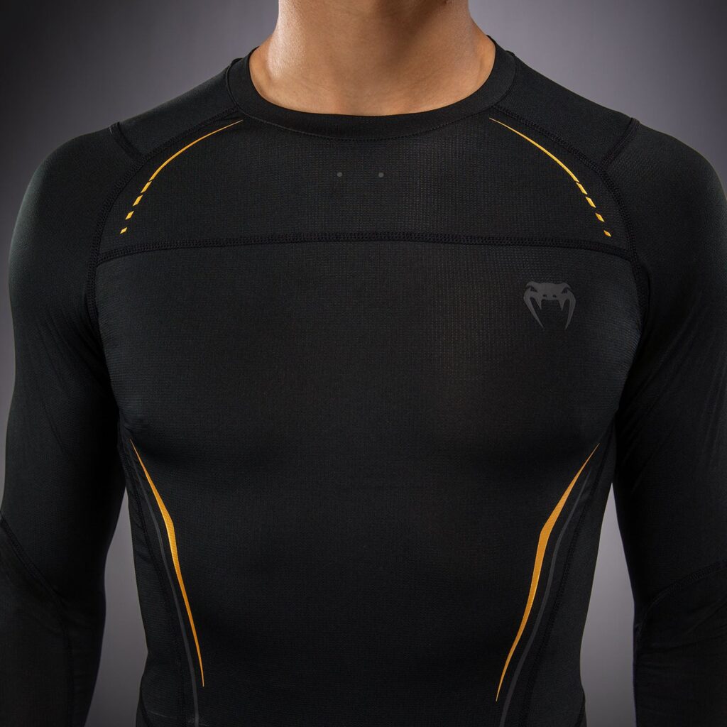 Рашгард Venum G-Core Long Sleeve - Black/Gold