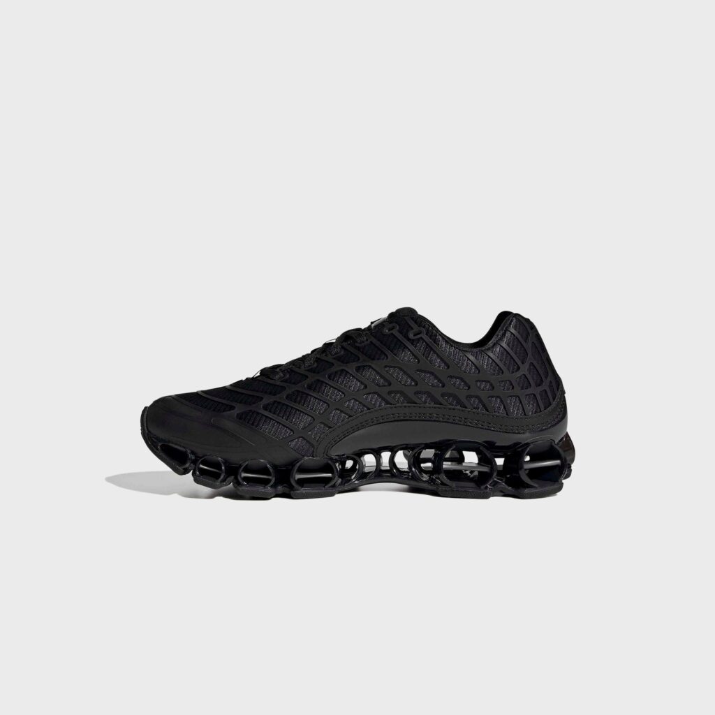 Кроссовки adidas Megaride F50 - Core Black / Iron Metallic