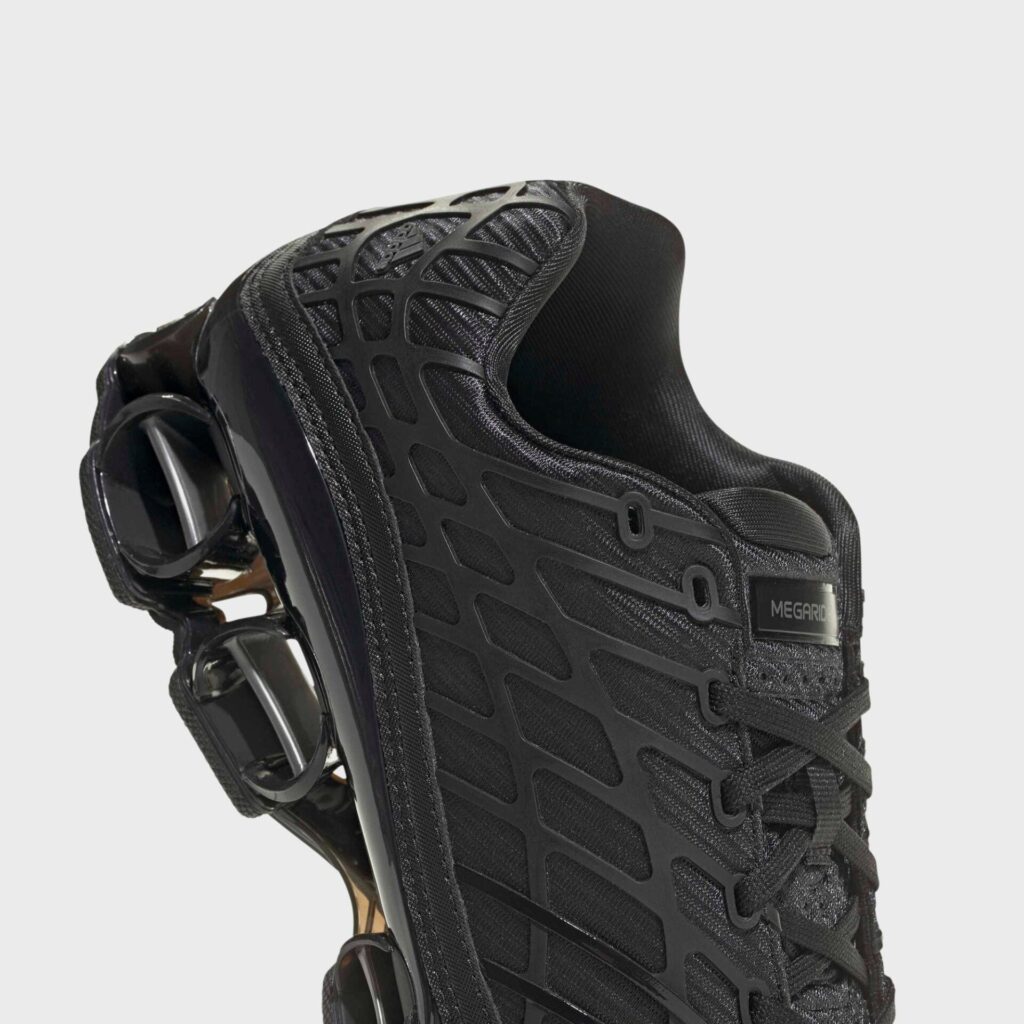 Кроссовки adidas Megaride F50 - Core Black / Iron Metallic