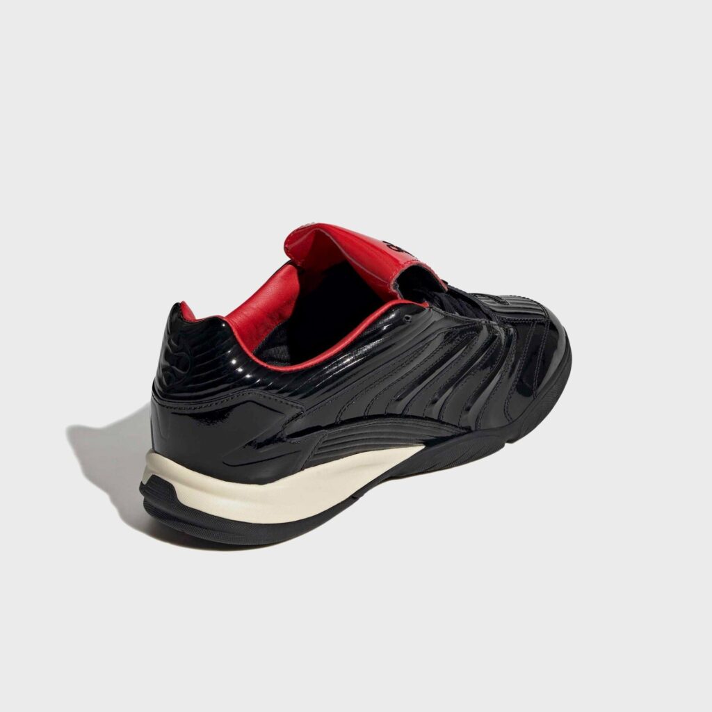 Кроссовки adidas Predator Sala - Core Black / Red