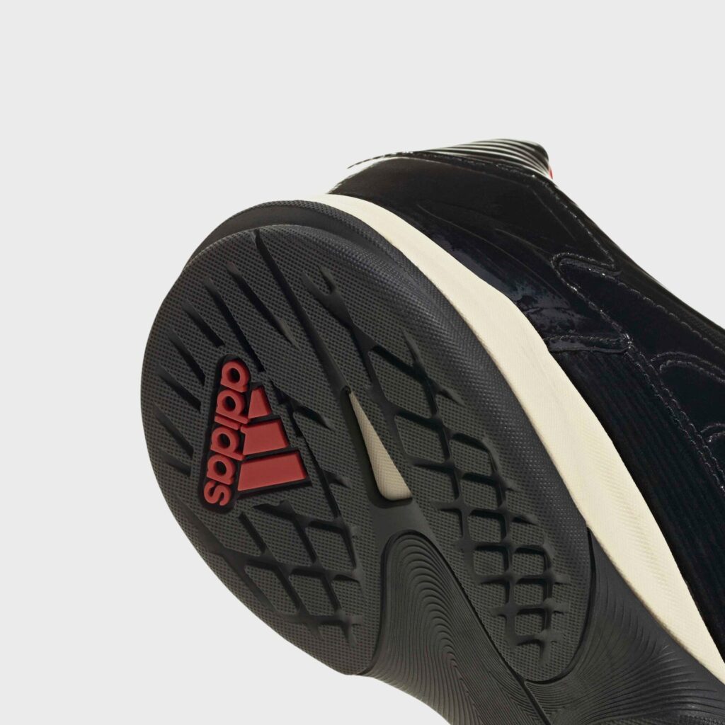 Кроссовки adidas Predator Sala - Core Black / Red