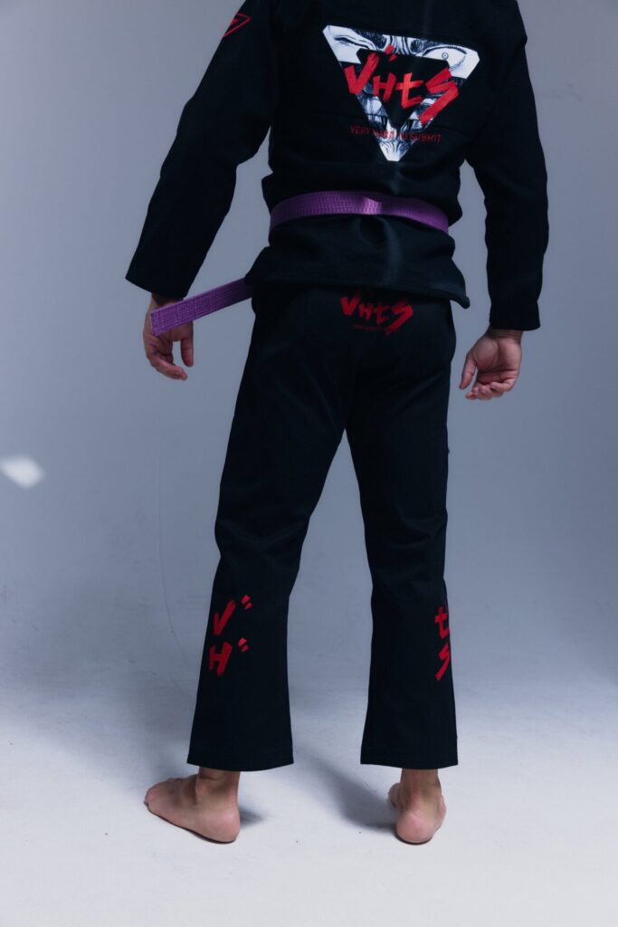 VHTS Кимоно Collection "RAGE" BLACK.