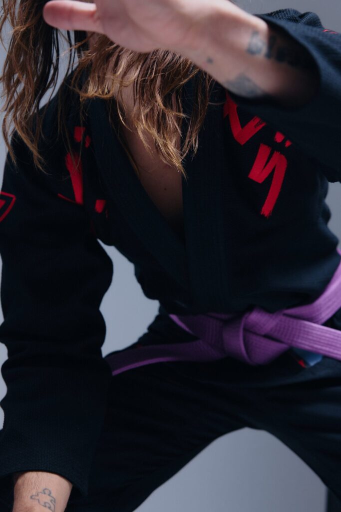 VHTS Кимоно Collection "RAGE" BLACK.