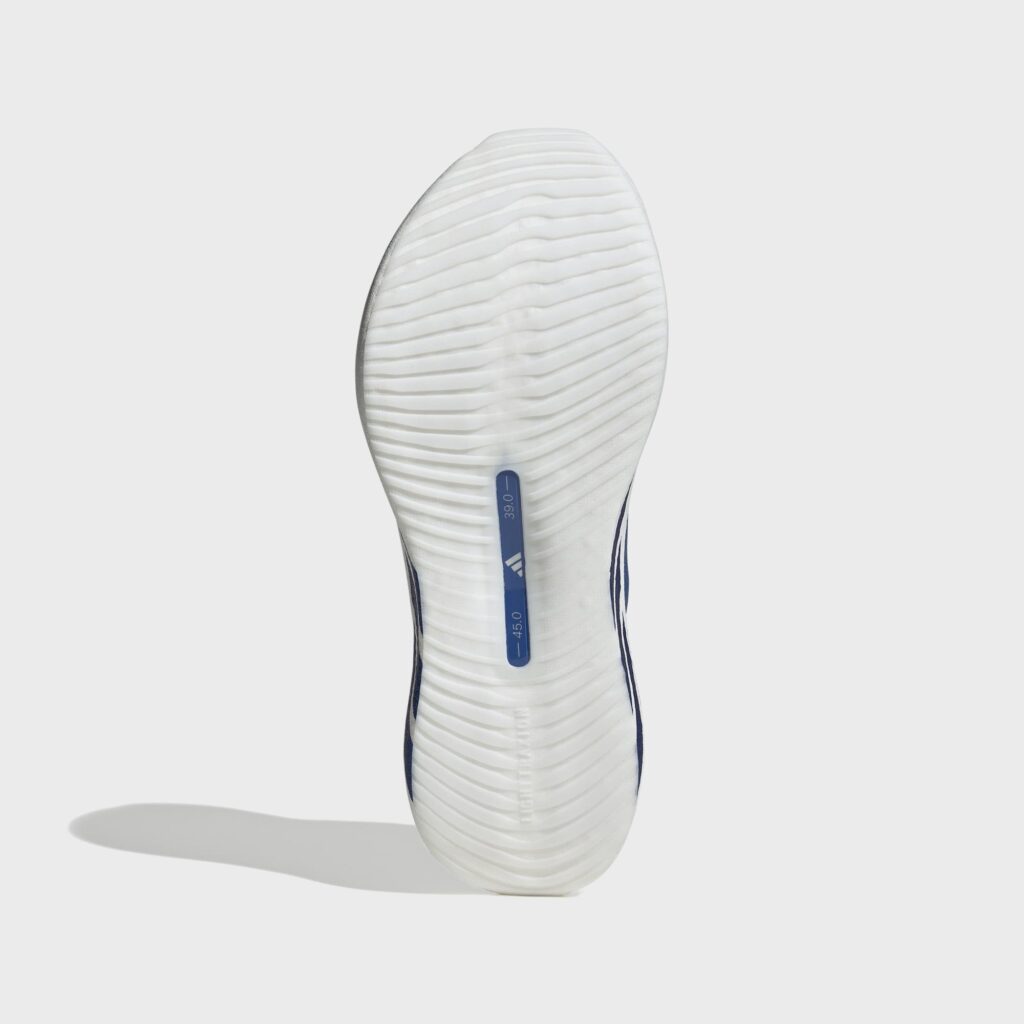 Кроссовки adidas Hyperboost Edge - Cloud White / Equipment Blue / Zero Metalic