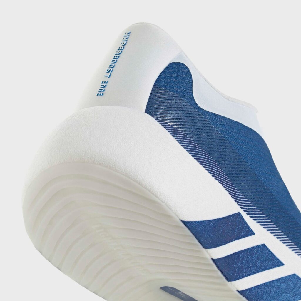 Кроссовки adidas Hyperboost Edge - Cloud White / Equipment Blue / Zero Metalic