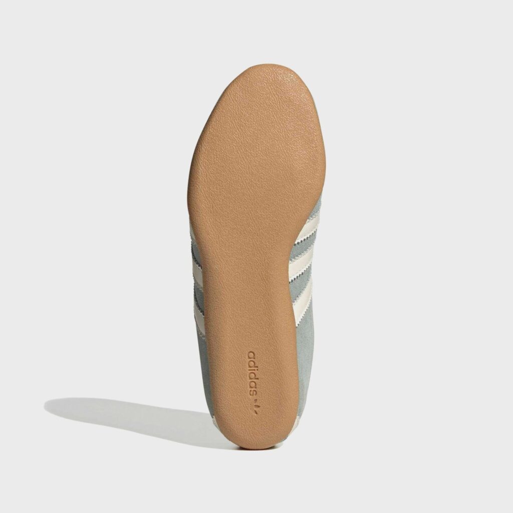 Кроссовки adidas WMNS Tokyo - Wonder Sage / Off White / Gum