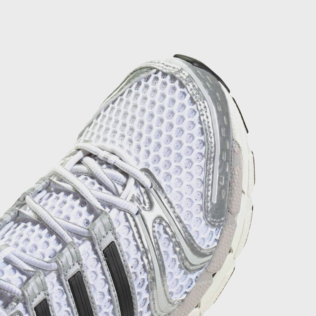 Кроссовки adidas Adistar Control 5 - Silver Metallic / Grey One / Core Black
