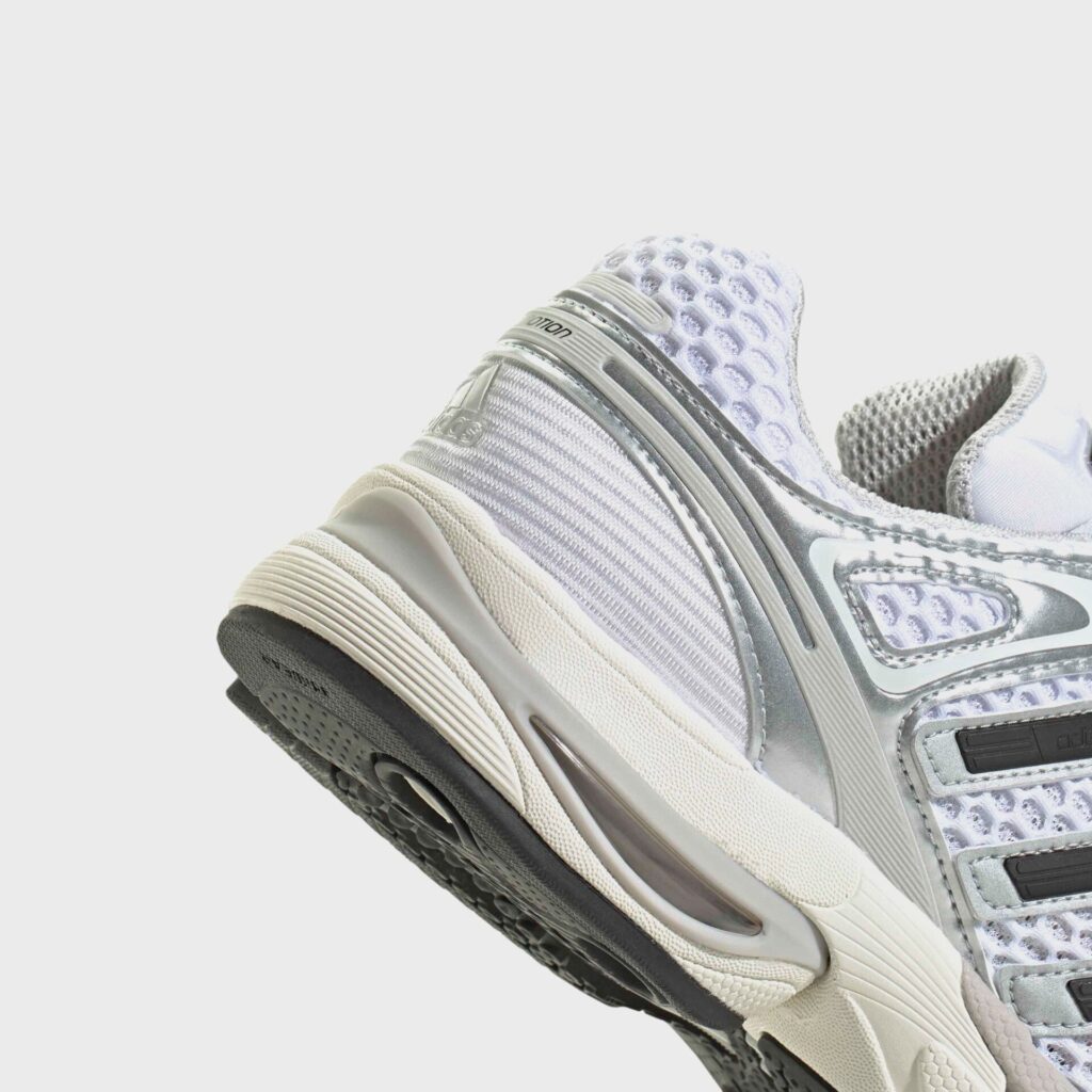 Кроссовки adidas Adistar Control 5 - Silver Metallic / Grey One / Core Black