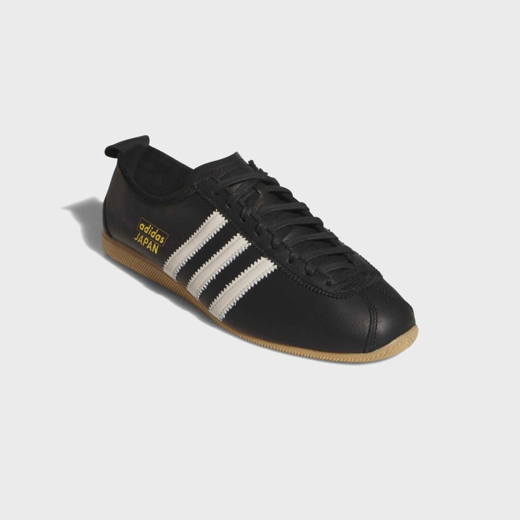 Кроссовки adidas Japan - Core Black / Alumina / Gold Metallic