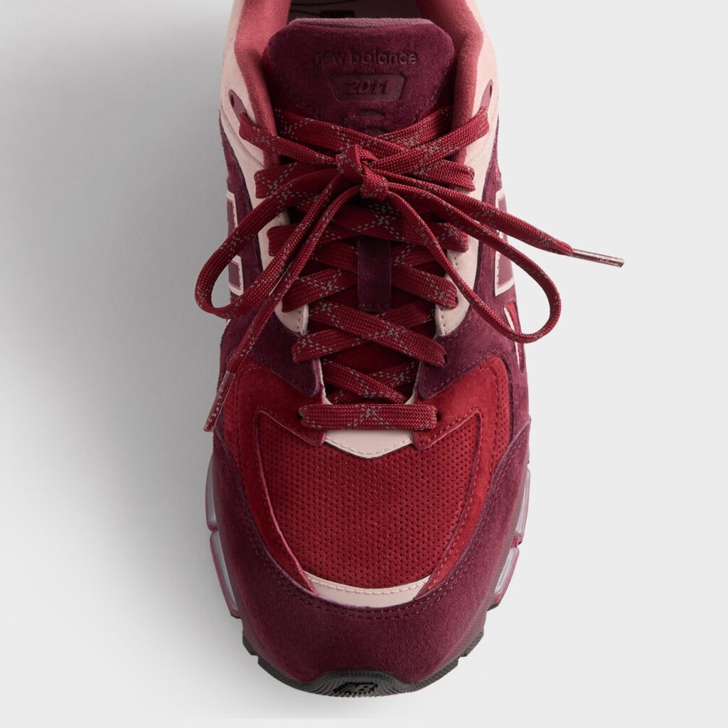 Кроссовки Ronnie Fieg & New Balance 2011 - Chocolate Truffle / Sepia Rose