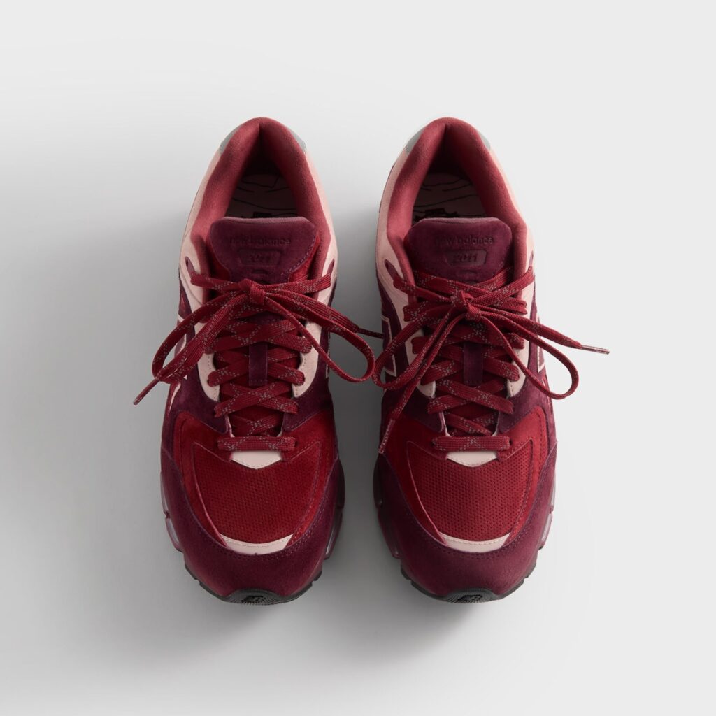 Кроссовки Ronnie Fieg & New Balance 2011 - Chocolate Truffle / Sepia Rose