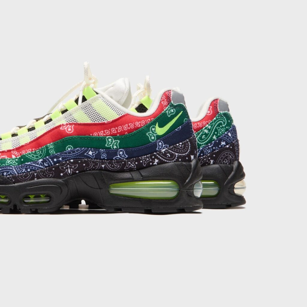 Кроссовки Nike Air Max 95 - Volt / University Red