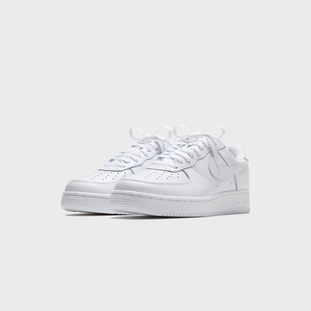 Кроссовки Nike Air Force 1 Low '01 "Triple White" - White