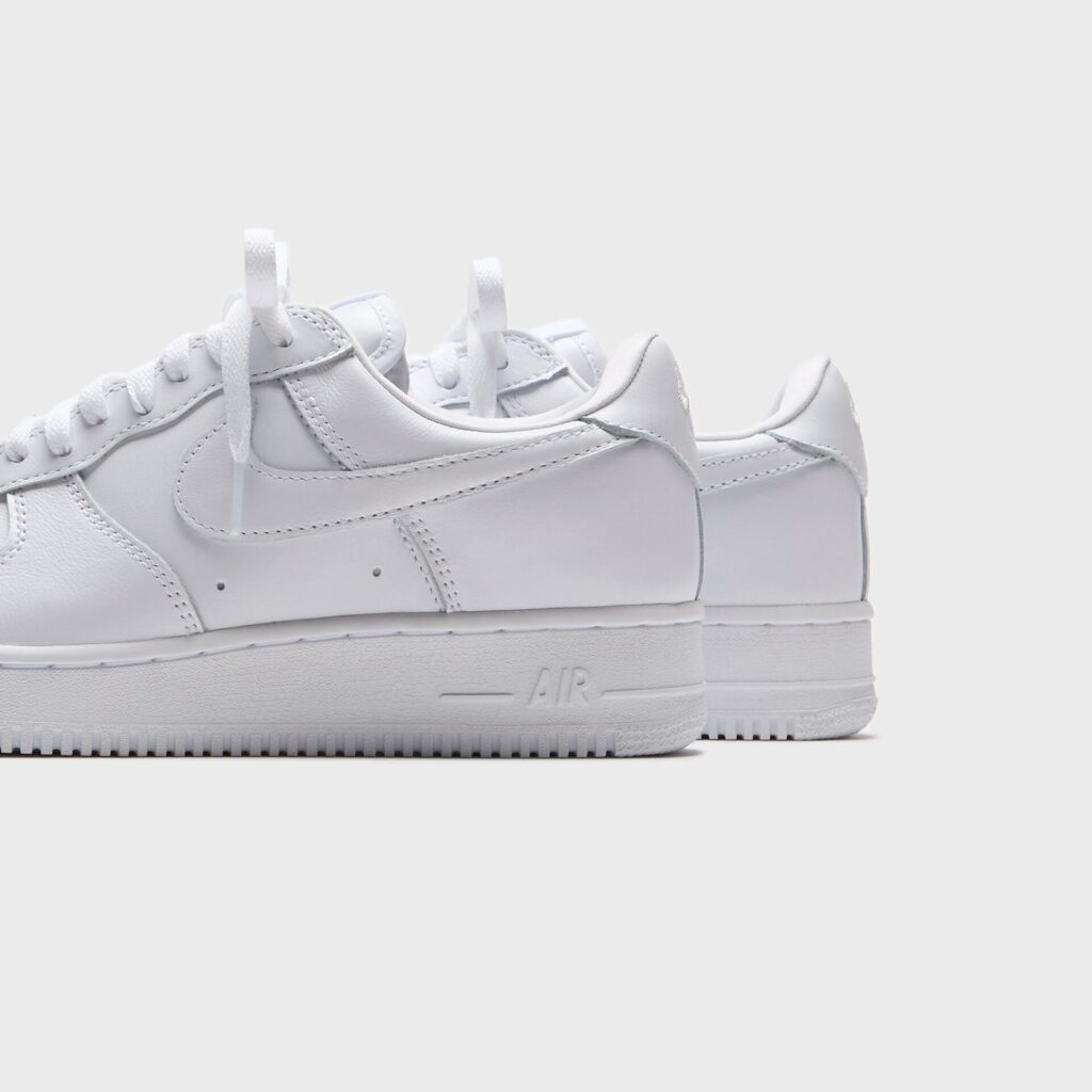 Кроссовки Nike Air Force 1 Low '01 "Triple White" - White